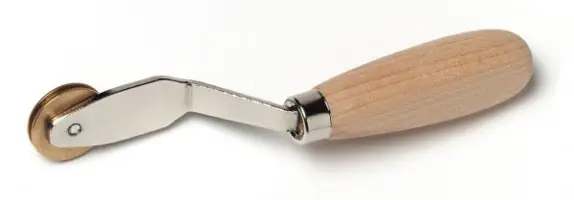 Pribor za letvice za malterisanje i zaštitu