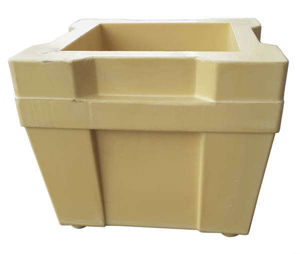 Kalup PVC za livenje svežeg betona 150x150x150mm 30kom/paleta, ZC224